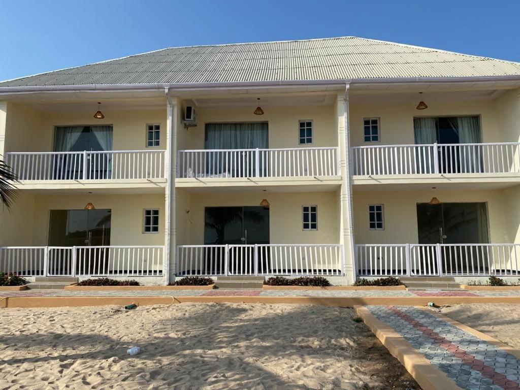 Oceanfront Wavecrest Hotel Lekki Ngoại thất bức ảnh